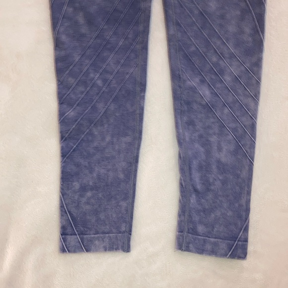 Betsey Johnson Faded Jean-like Leggings - Picture 5 of 6